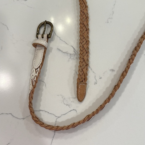 American Eagle Outfitters white braided belt - Picture 4 of 4